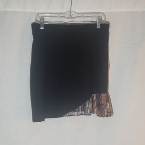 Zara W/B Collection Pleat Accent Skirt